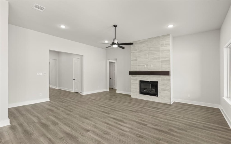 4008 Slate Street, McKinney, TX 75071, 4 Bedrooms Bedrooms, ,3 BathroomsBathrooms,Residential,For Sale,4008 Slate Street,20794430