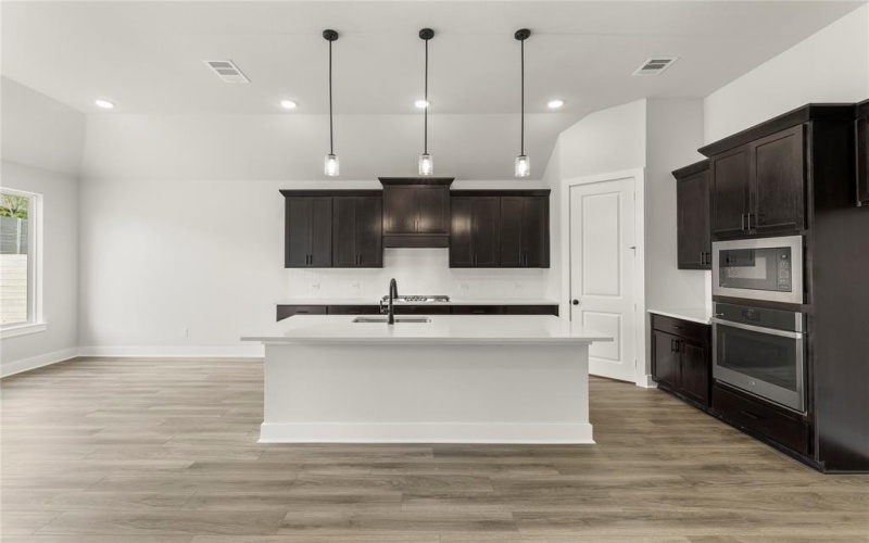 4008 Slate Street, McKinney, TX 75071, 4 Bedrooms Bedrooms, ,3 BathroomsBathrooms,Residential,For Sale,4008 Slate Street,20794430