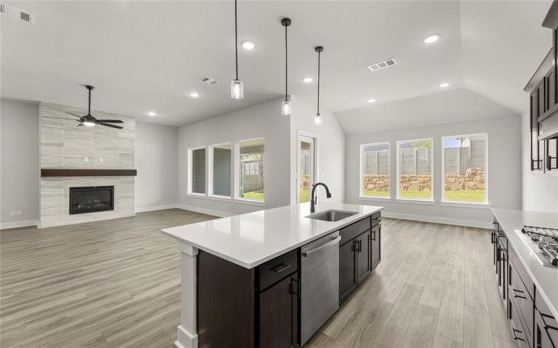 4008 Slate Street, McKinney, TX 75071, 4 Bedrooms Bedrooms, ,3 BathroomsBathrooms,Residential,For Sale,4008 Slate Street,20794430