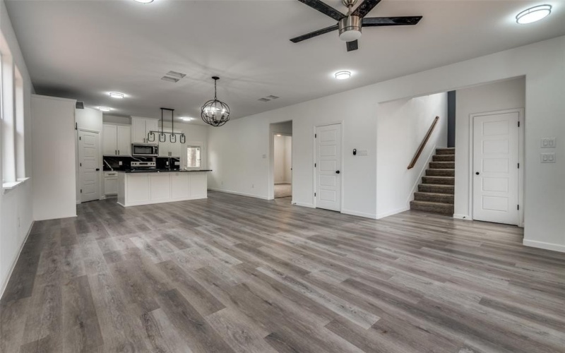 5610 Black Pine Circle, Granbury, TX 76048, 3 Bedrooms Bedrooms, ,2 BathroomsBathrooms,Residential,For Sale,5610 Black Pine Circle,20794562