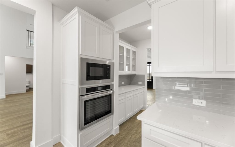 3730 Milwaukee Avenue, Midlothian, TX 76065, 5 Bedrooms Bedrooms, ,5 BathroomsBathrooms,Residential,For Sale,3730 Milwaukee Avenue,20789890