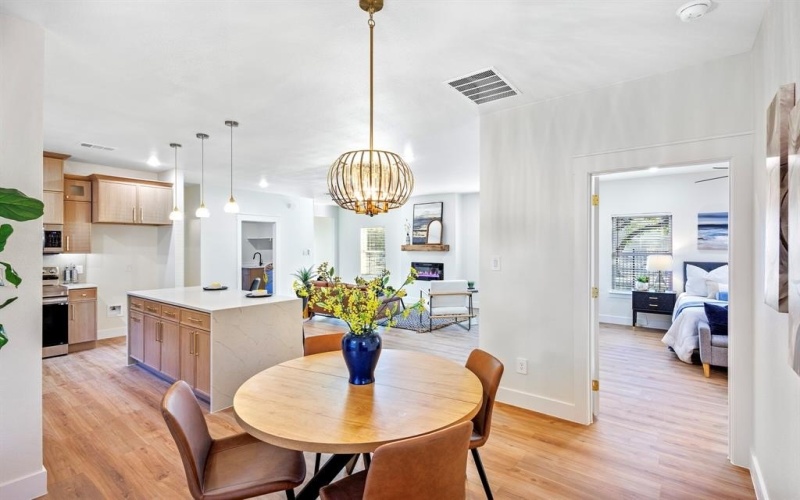 1724 S Hughes Avenue, Fort Worth, TX 76105, 4 Bedrooms Bedrooms, ,3 BathroomsBathrooms,Residential,For Sale,1724 S Hughes Avenue,20789924