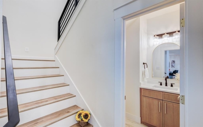 1724 S Hughes Avenue, Fort Worth, TX 76105, 4 Bedrooms Bedrooms, ,3 BathroomsBathrooms,Residential,For Sale,1724 S Hughes Avenue,20789924