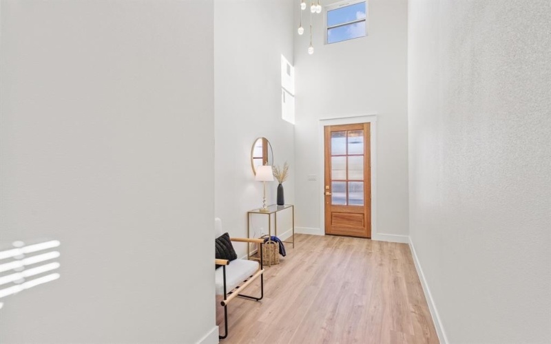 1724 S Hughes Avenue, Fort Worth, TX 76105, 4 Bedrooms Bedrooms, ,3 BathroomsBathrooms,Residential,For Sale,1724 S Hughes Avenue,20789924
