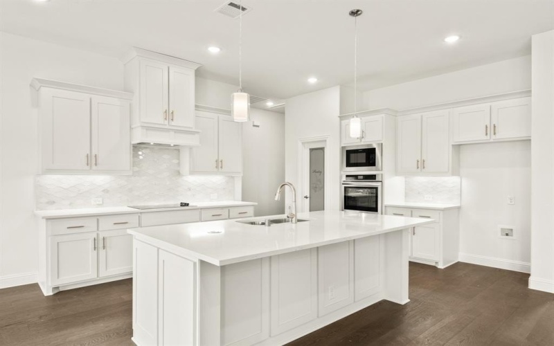 4818 Bel Air Drive, Midlothian, TX 76065, 4 Habitaciones Habitaciones , ,3 BañosBaños,Residential,En Venta,4818 Bel Air Drive,20789945