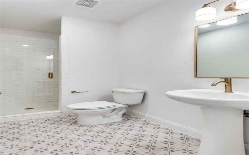 800 E Jockey, Willow Park, TX 76087, 4 Bedrooms Bedrooms, ,3 BathroomsBathrooms,Residential,For Sale,800 E Jockey,20794745