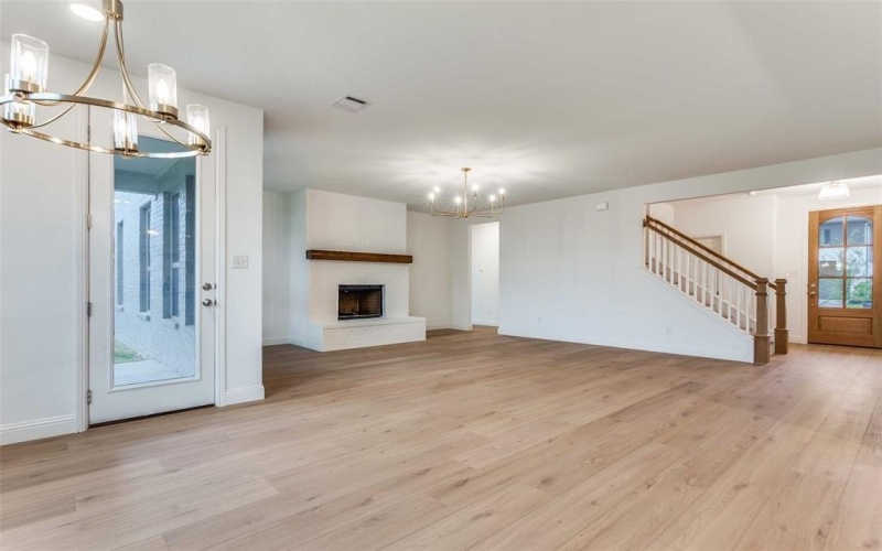800 E Jockey, Willow Park, TX 76087, 4 Bedrooms Bedrooms, ,3 BathroomsBathrooms,Residential,For Sale,800 E Jockey,20794745