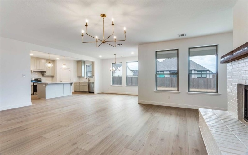 800 E Jockey, Willow Park, TX 76087, 4 Bedrooms Bedrooms, ,3 BathroomsBathrooms,Residential,For Sale,800 E Jockey,20794745