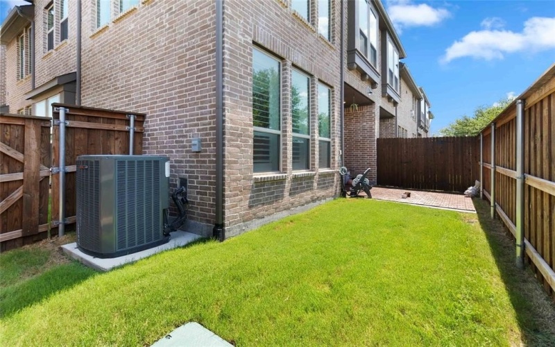 1131 Queensdown Way, Forney, TX 75126, 4 Bedrooms Bedrooms, ,3 BathroomsBathrooms,Residential Lease,For Rent,1131 Queensdown Way,20790303