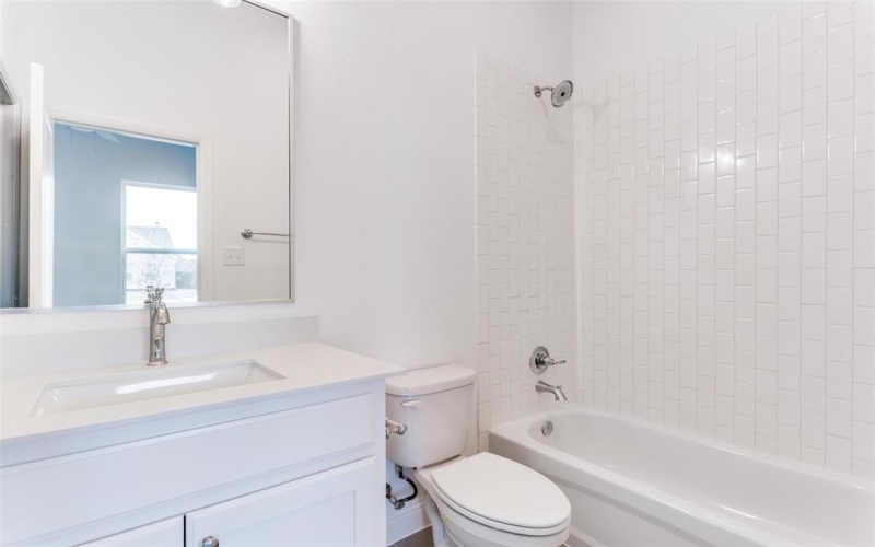 609 E Thoroughbred, Willow Park, TX 76087, 3 Bedrooms Bedrooms, ,3 BathroomsBathrooms,Residential,For Sale,609 E Thoroughbred,20794762