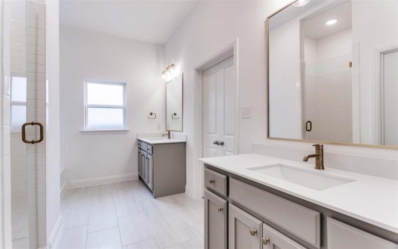 609 E Thoroughbred, Willow Park, TX 76087, 3 Bedrooms Bedrooms, ,3 BathroomsBathrooms,Residential,For Sale,609 E Thoroughbred,20794762