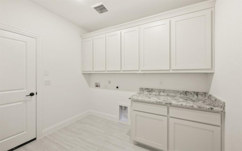 2606 Bear Trail, Mansfield, TX 76063, 5 Habitaciones Habitaciones , ,5 BañosBaños,Residential,En Venta,2606 Bear Trail,20790392