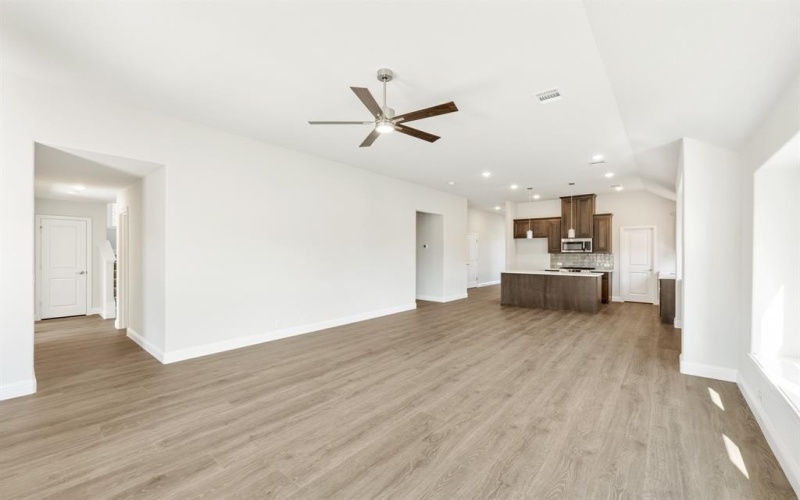 116 Rosewood Drive, Glenn Heights, TX 75154, 4 Habitaciones Habitaciones , ,3 BañosBaños,Residential,En Venta,116 Rosewood Drive,20794827