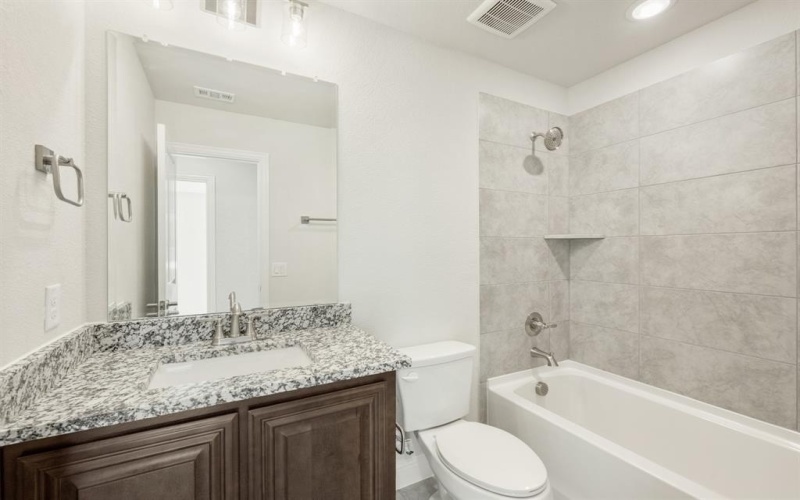 116 Rosewood Drive, Glenn Heights, TX 75154, 4 Habitaciones Habitaciones , ,3 BañosBaños,Residential,En Venta,116 Rosewood Drive,20794827