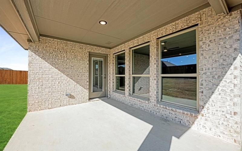 116 Rosewood Drive, Glenn Heights, TX 75154, 4 Habitaciones Habitaciones , ,3 BañosBaños,Residential,En Venta,116 Rosewood Drive,20794827