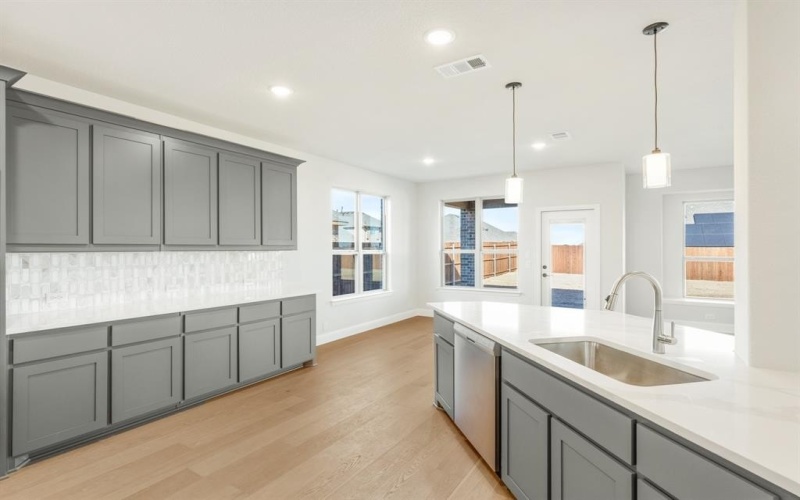 145 Fireberry Drive, Glenn Heights, TX 75154, 5 Habitaciones Habitaciones , ,5 BañosBaños,Residential,En Venta,145 Fireberry Drive,20794866