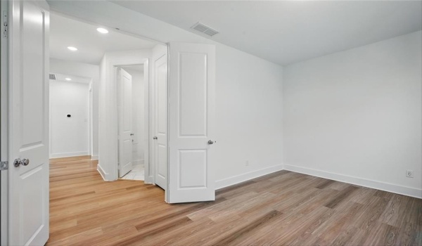 5060 Westhaven Circle, Denison, TX 75020, 3 Bedrooms Bedrooms, ,2 BathroomsBathrooms,Residential,For Sale,5060 Westhaven Circle,20794896