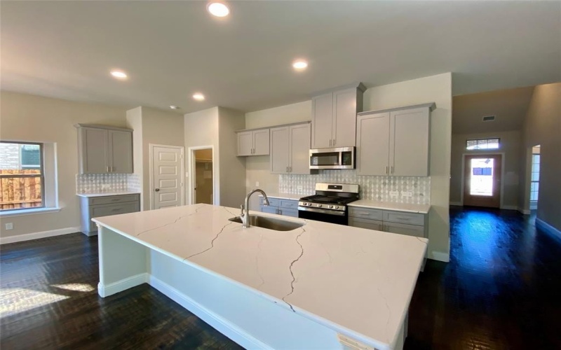 335 Cherbury Lane, Greenville, TX 75401, 4 Habitaciones Habitaciones , ,3 BañosBaños,Residential,En Venta,335 Cherbury Lane,20794928