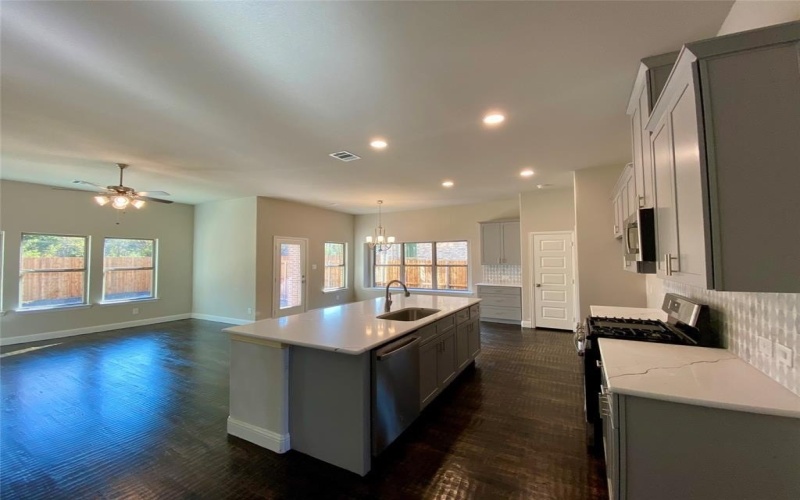335 Cherbury Lane, Greenville, TX 75401, 4 Habitaciones Habitaciones , ,3 BañosBaños,Residential,En Venta,335 Cherbury Lane,20794928