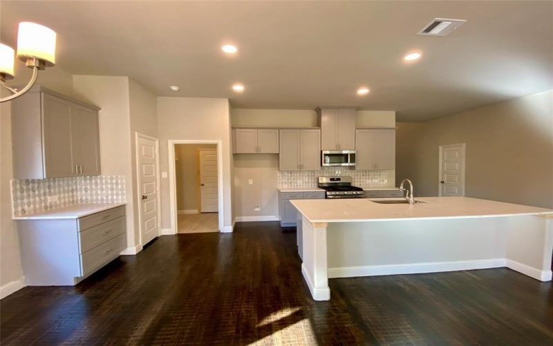 335 Cherbury Lane, Greenville, TX 75401, 4 Habitaciones Habitaciones , ,3 BañosBaños,Residential,En Venta,335 Cherbury Lane,20794928