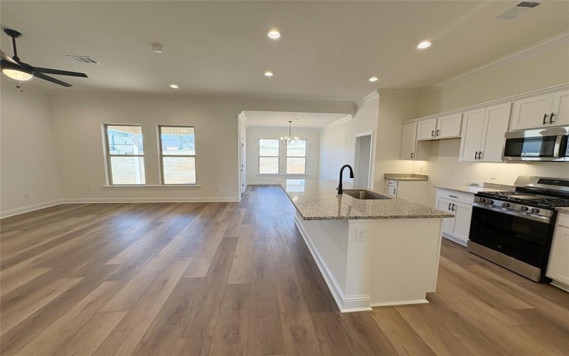 650 HILLTOP Circle, Shreveport, LA 71107, 3 Bedrooms Bedrooms, ,2 BathroomsBathrooms,Residential,For Sale,650 HILLTOP Circle,20795148