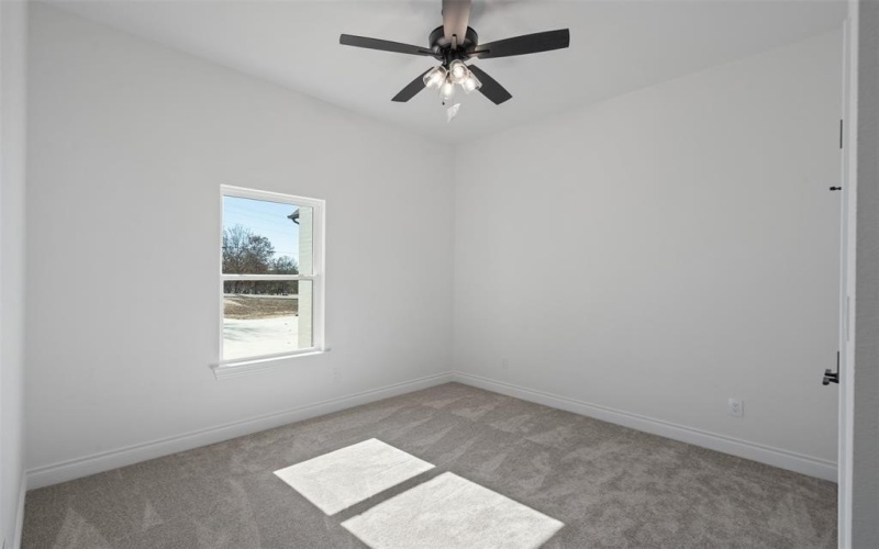 305 Glade Valley Road, Azle, TX 76020, 4 Bedrooms Bedrooms, ,2 BathroomsBathrooms,Residential,For Sale,305 Glade Valley Road,20791007