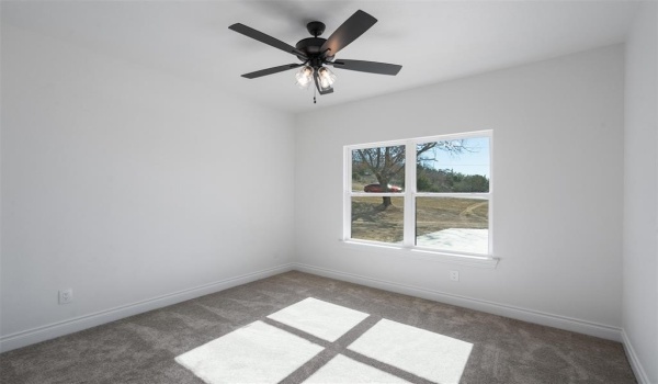 305 Glade Valley Road, Azle, TX 76020, 4 Bedrooms Bedrooms, ,2 BathroomsBathrooms,Residential,For Sale,305 Glade Valley Road,20791007