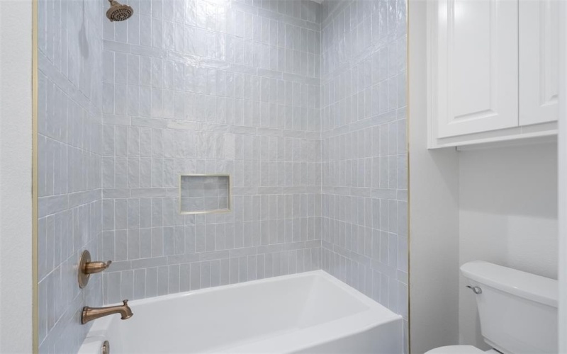 305 Glade Valley Road, Azle, TX 76020, 4 Bedrooms Bedrooms, ,2 BathroomsBathrooms,Residential,For Sale,305 Glade Valley Road,20791007