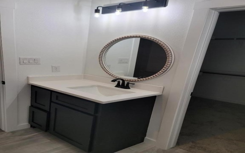 1313 E Powell Avenue, Fort Worth, TX 76104, 3 Bedrooms Bedrooms, ,2 BathroomsBathrooms,Residential,For Sale,1313 E Powell Avenue,20795329