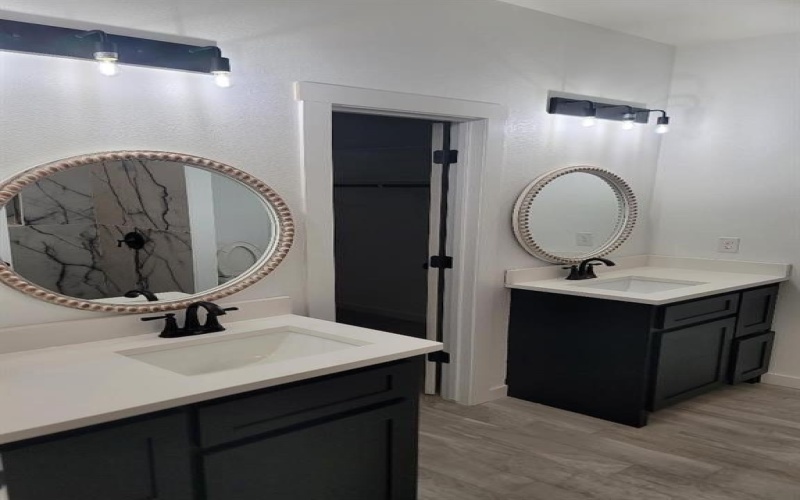 1313 E Powell Avenue, Fort Worth, TX 76104, 3 Bedrooms Bedrooms, ,2 BathroomsBathrooms,Residential,For Sale,1313 E Powell Avenue,20795329