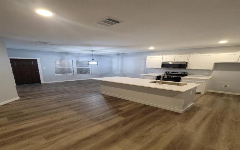 1313 E Powell Avenue, Fort Worth, TX 76104, 3 Bedrooms Bedrooms, ,2 BathroomsBathrooms,Residential,For Sale,1313 E Powell Avenue,20795329
