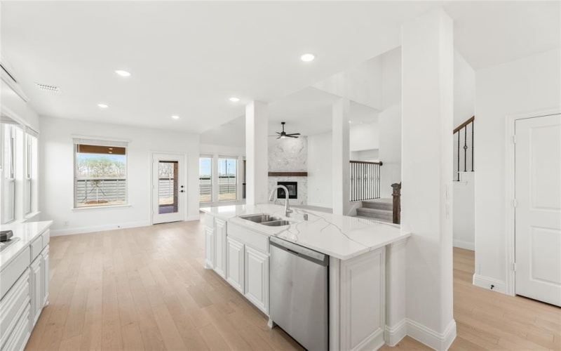 7428 Crosstimbers Drive, Little Elm, TX 76227, 4 Bedrooms Bedrooms, ,3 BathroomsBathrooms,Residential,For Sale,7428 Crosstimbers Drive,20795457