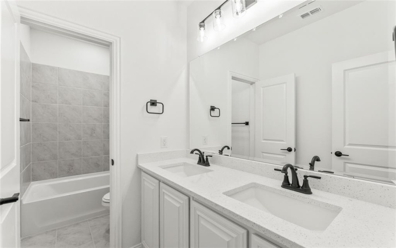 7428 Crosstimbers Drive, Little Elm, TX 76227, 4 Bedrooms Bedrooms, ,3 BathroomsBathrooms,Residential,For Sale,7428 Crosstimbers Drive,20795457