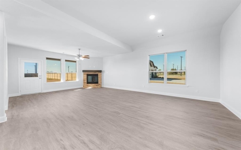 10220 Edgewood, Greenville, TX 75402, 4 Bedrooms Bedrooms, ,2 BathroomsBathrooms,Residential,For Sale,10220 Edgewood,20791277