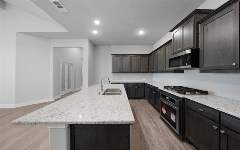 10210 Edgewood, Greenville, TX 75402, 3 Bedrooms Bedrooms, ,2 BathroomsBathrooms,Residential,For Sale,10210 Edgewood,20791354
