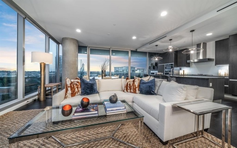 3130 N Harwood Street #1401, Dallas, TX 75201, 3 Bedrooms Bedrooms, ,3 BathroomsBathrooms,Residential,For Sale,3130 N Harwood Street,20795625