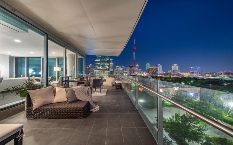 3130 N Harwood Street #1401, Dallas, TX 75201, 3 Bedrooms Bedrooms, ,3 BathroomsBathrooms,Residential,For Sale,3130 N Harwood Street,20795625