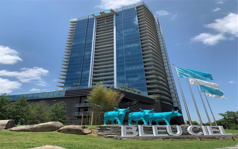 3130 N Harwood Street #1401, Dallas, TX 75201, 3 Bedrooms Bedrooms, ,3 BathroomsBathrooms,Residential,For Sale,3130 N Harwood Street,20795625