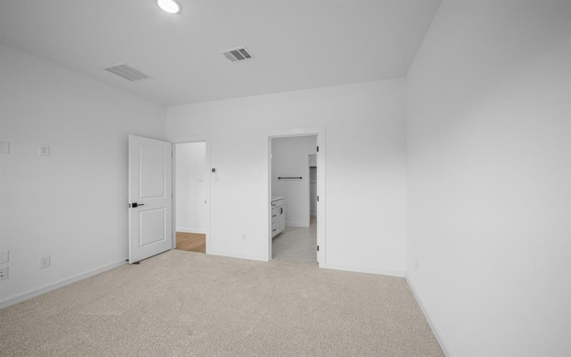 1229 Eagle Mountain Drive, Dallas, TX 75253, 3 Habitaciones Habitaciones , ,2 BañosBaños,Residential,En Venta,1229 Eagle Mountain Drive,20795686