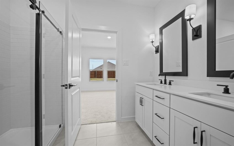1229 Eagle Mountain Drive, Dallas, TX 75253, 3 Habitaciones Habitaciones , ,2 BañosBaños,Residential,En Venta,1229 Eagle Mountain Drive,20795686