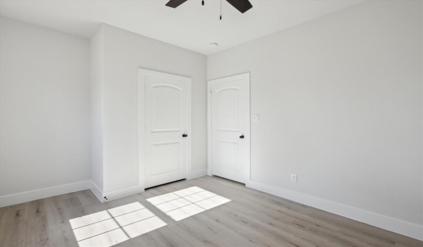 215 Sycamore Street, Hillsboro, TX 76645, 2 Bedrooms Bedrooms, ,2 BathroomsBathrooms,Residential,For Sale,215 Sycamore Street,20791495