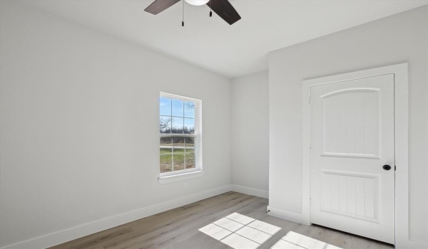 215 Sycamore Street, Hillsboro, TX 76645, 2 Bedrooms Bedrooms, ,2 BathroomsBathrooms,Residential,For Sale,215 Sycamore Street,20791495