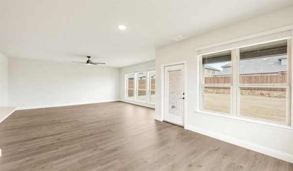 2800 Emerald Trace Drive, Denton, TX 76226, 5 Bedrooms Bedrooms, ,3 BathroomsBathrooms,Residential,For Sale,2800 Emerald Trace Drive,20791545
