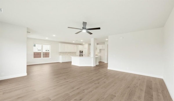2800 Emerald Trace Drive, Denton, TX 76226, 5 Bedrooms Bedrooms, ,3 BathroomsBathrooms,Residential,For Sale,2800 Emerald Trace Drive,20791545