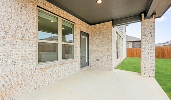 2800 Emerald Trace Drive, Denton, TX 76226, 5 Bedrooms Bedrooms, ,3 BathroomsBathrooms,Residential,For Sale,2800 Emerald Trace Drive,20791545