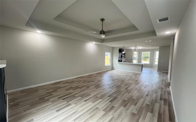 2405 San Gabriel Drive, Granbury, TX 76048, 3 Bedrooms Bedrooms, ,2 BathroomsBathrooms,Residential,For Sale,2405 San Gabriel Drive,20795782