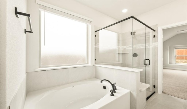 3016 Emerald Trace Drive, Denton, TX 76226, 6 Bedrooms Bedrooms, ,5 BathroomsBathrooms,Residential,For Sale,3016 Emerald Trace Drive,20791632