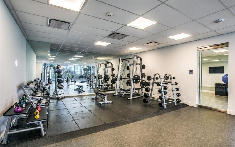 3130 N Harwood Street #3101, Dallas, TX 75201, 4 Bedrooms Bedrooms, ,5 BathroomsBathrooms,Residential,For Sale,3130 N Harwood Street,20795957
