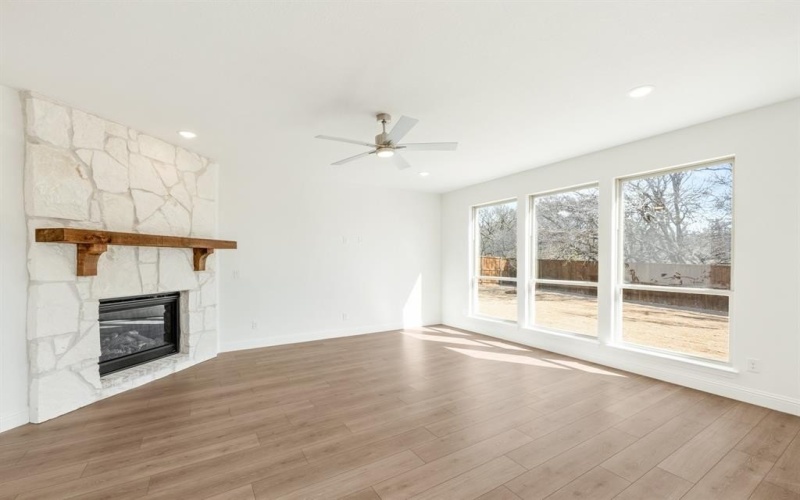 415 Sparrow Drive, Wylie, TX 75098, 5 Bedrooms Bedrooms, ,3 BathroomsBathrooms,Residential,For Sale,415 Sparrow Drive,20792253
