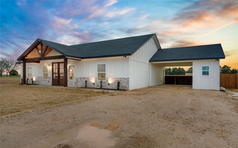 53 PRIVATE ROAD 12135, Reno, TX 75462, 3 Bedrooms Bedrooms, ,2 BathroomsBathrooms,Residential,For Sale,53 PRIVATE ROAD 12135,20799614
